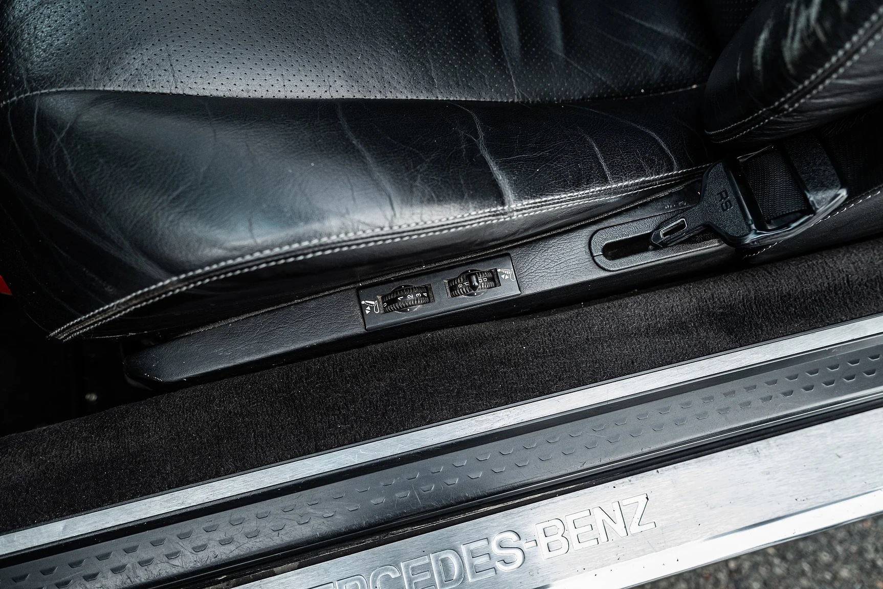 Interiörbild 1993 Mercedes-Benz 600 SL (27)