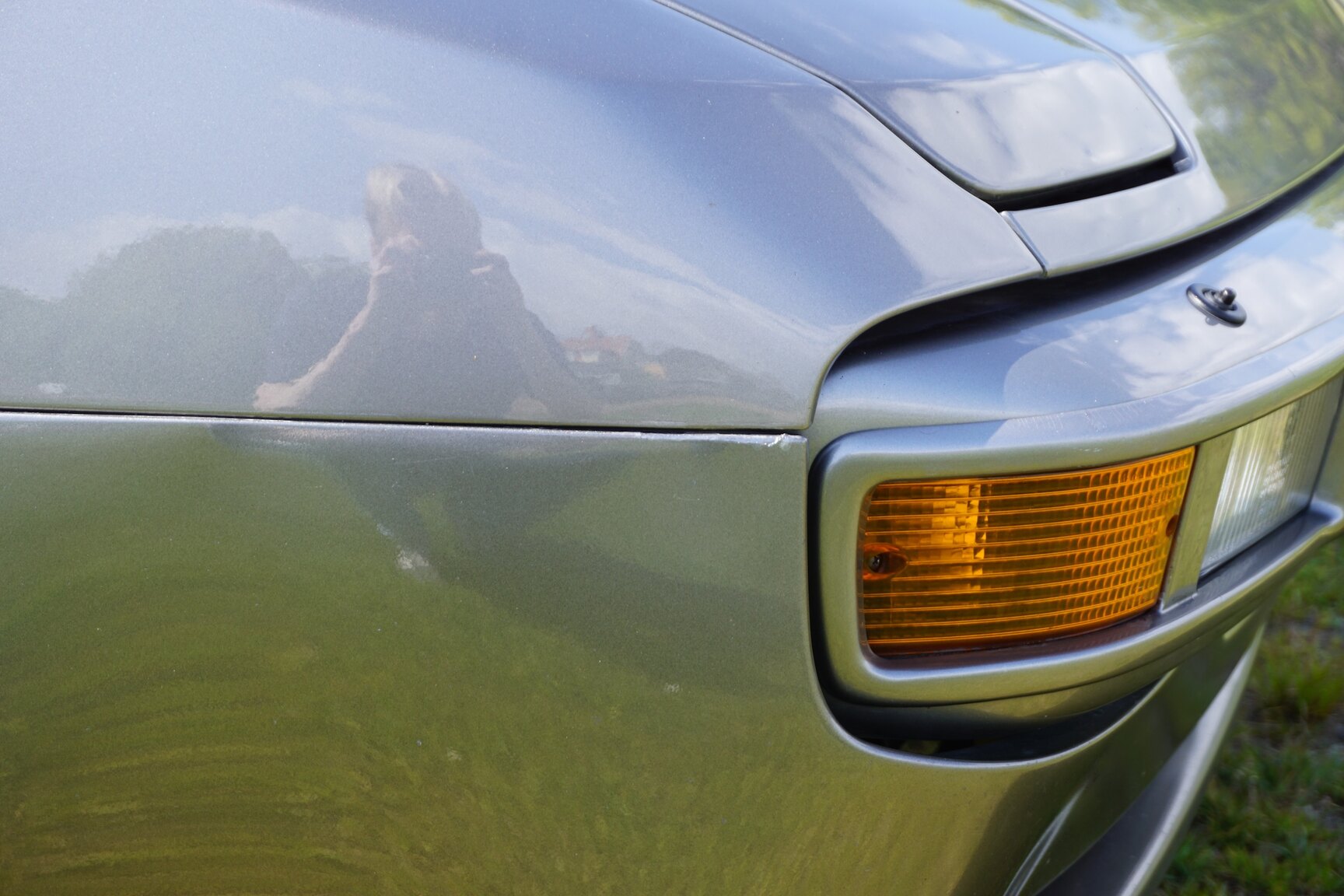 Exterior image of 1985 Porsche 944 "NO RESERVE AUCTION"
