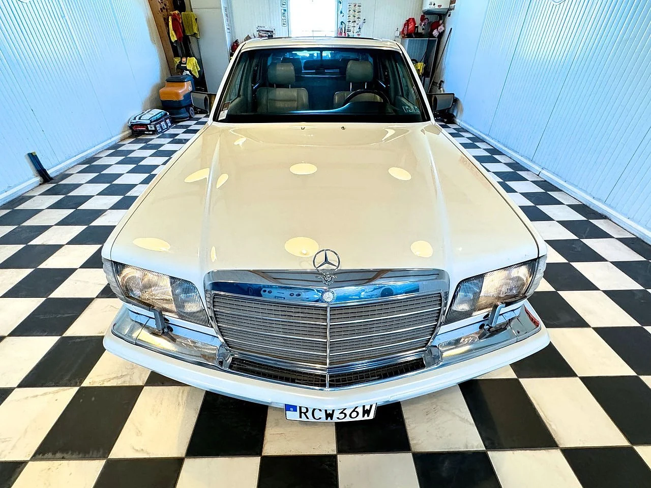 Bild von 1991 Mercedes-Benz S560 (4)