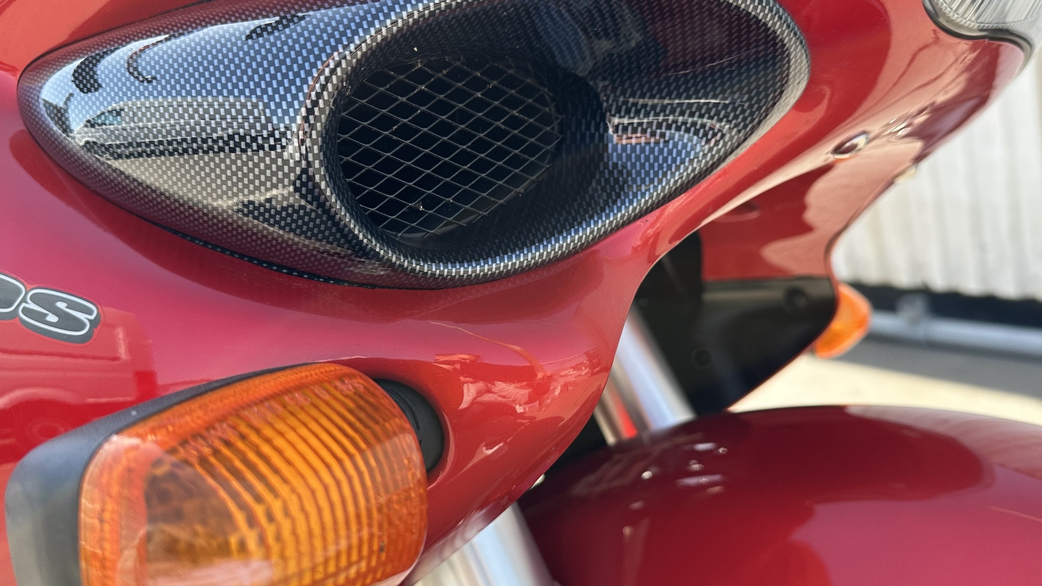 Exteriörbild på 1999 Suzuki TL1000S