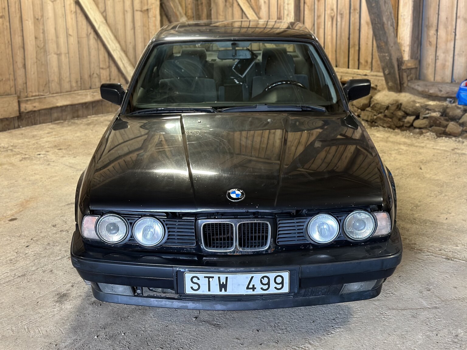 Exteriörbild på 1988 BMW 535i
