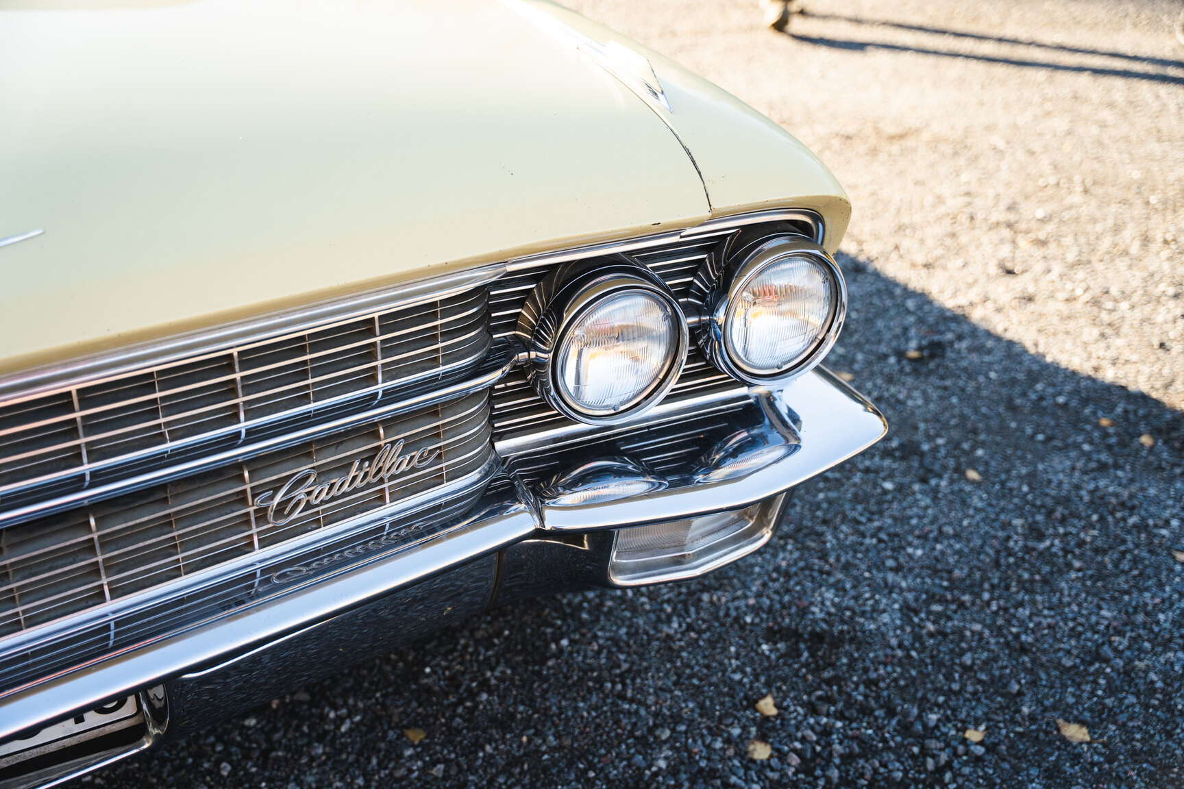 Exteriörbild på 1962 Cadillac Coupé De Ville