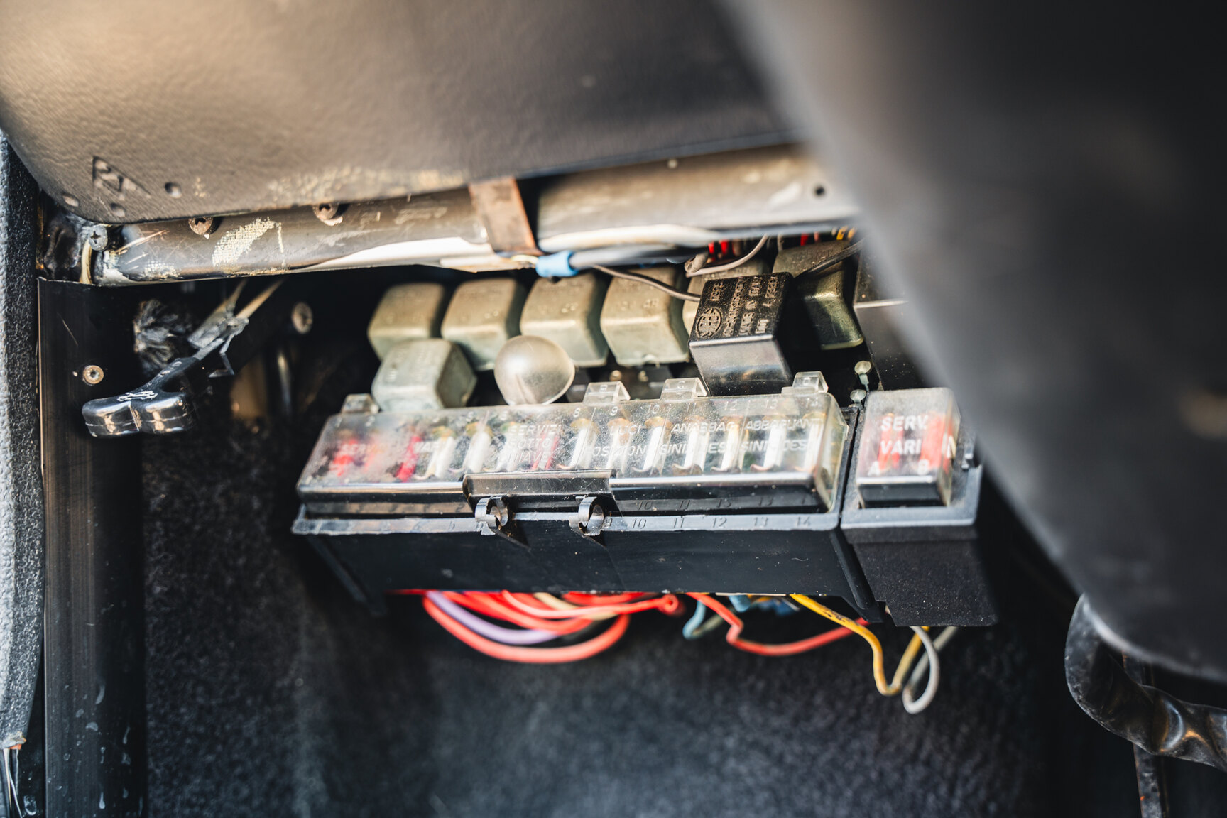 Interior image of 1985 Alfa Romeo GTV 6 2.5 (31)