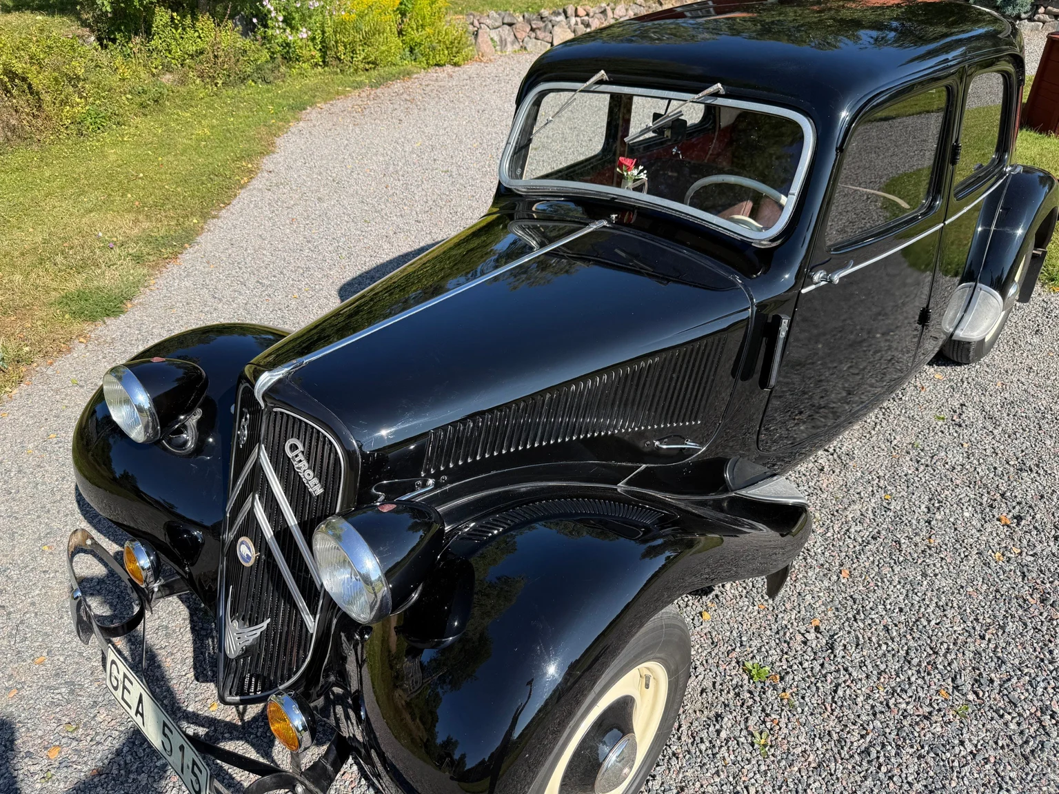Exterior image of 1951 Citroën CV 11  Sedan  (18)