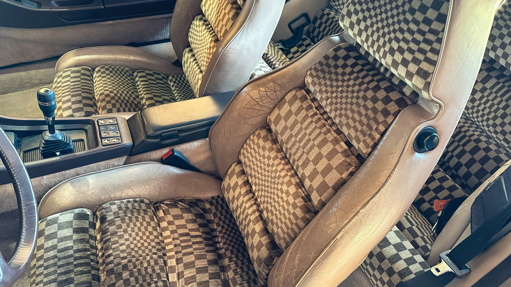 Interiörbild 1983 Porsche 928 S (4)