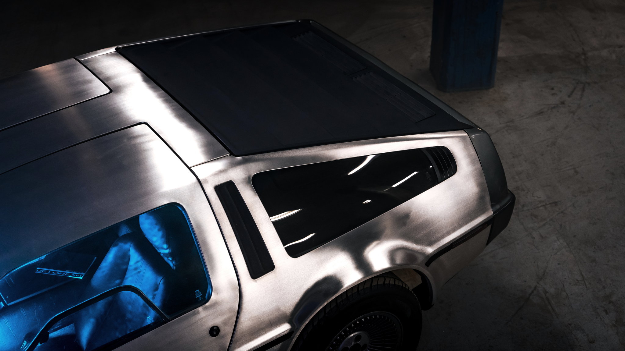 Exteriörbild på 1981 DMC DeLorean 