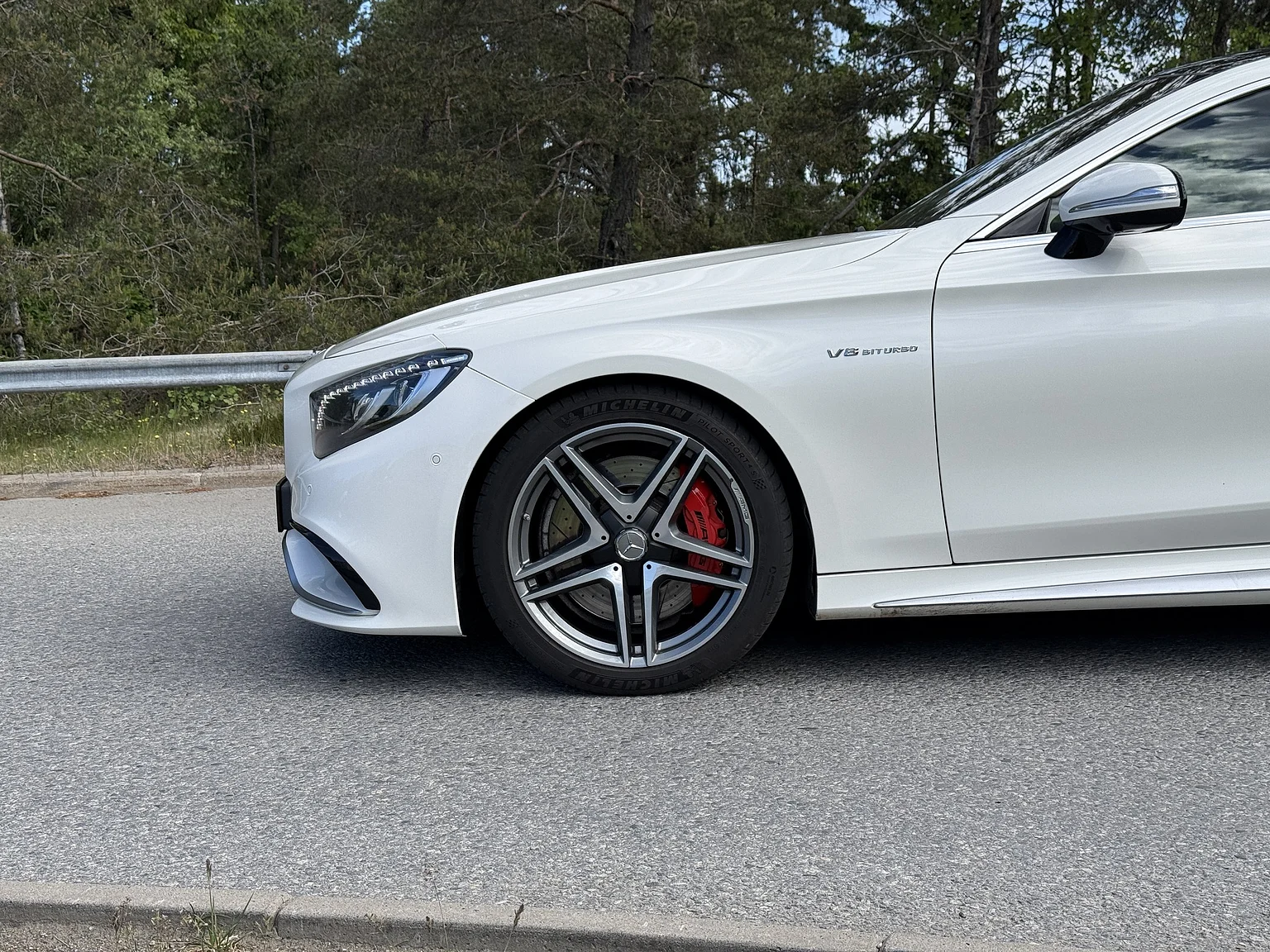 Aussenfoto 2016 Mercedes-Benz S 63 AMG 4MATIC (9)