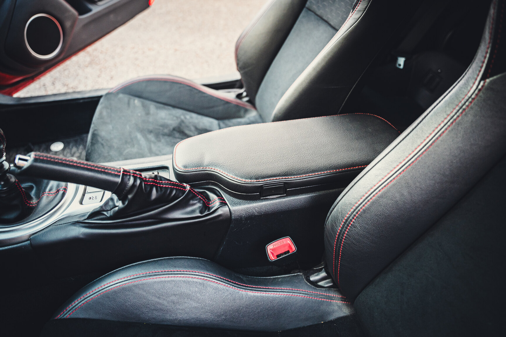Innenraumfoto von 2015 Toyota GT86 TRD-edition - Ett sista race
