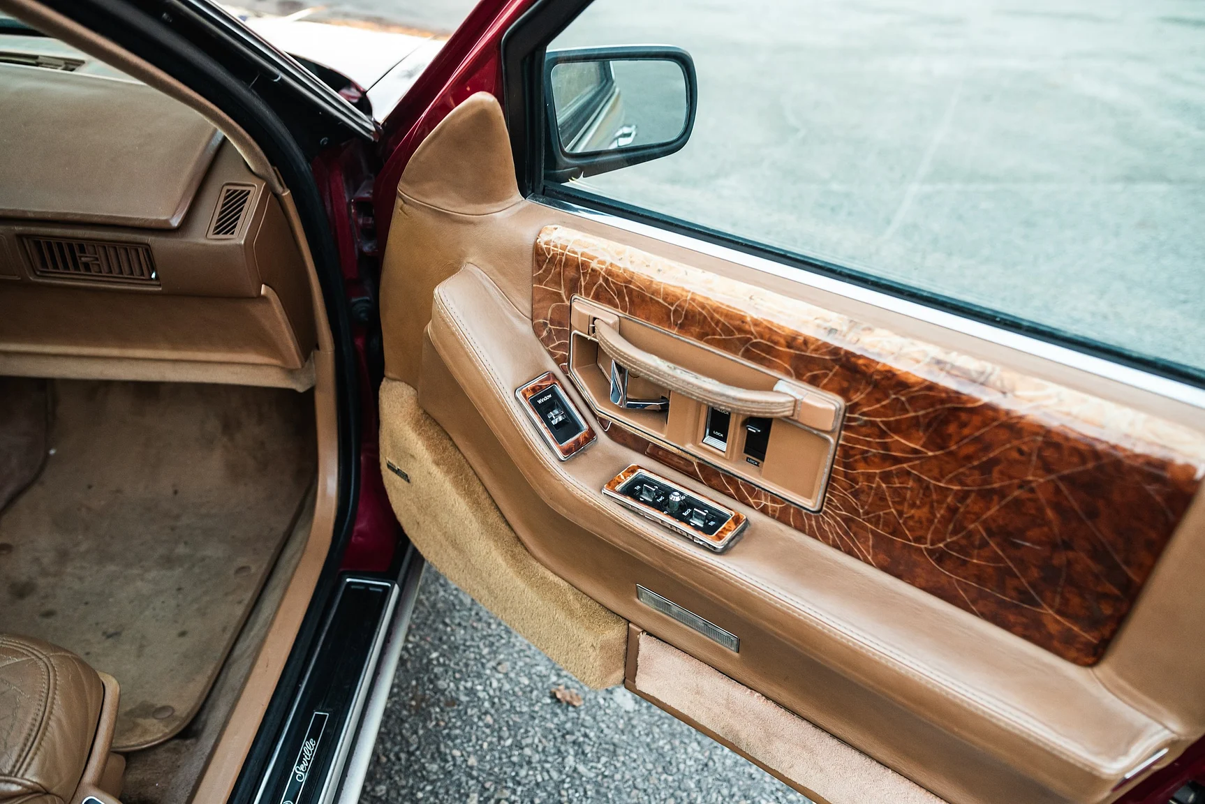 Interiörbild 1989 Cadillac Seville (39)