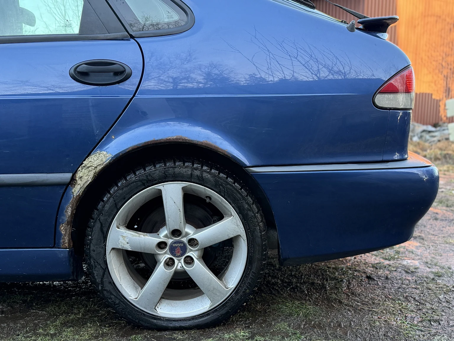 Exteriörbild på 2001 SAAB 9-3 Aero (24)