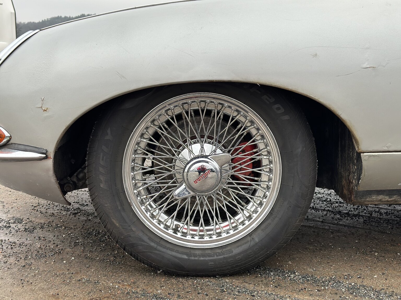 Exterior image of 1962 Jaguar E-Type 3.8 Series I