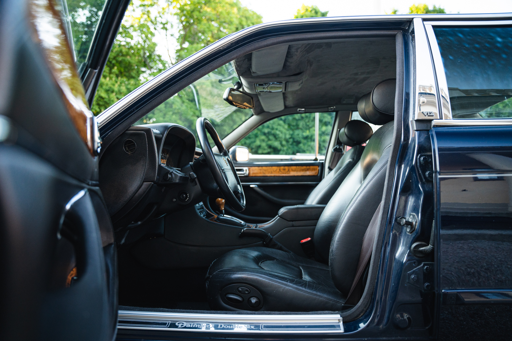 Innenraumfoto von 1995 Jaguar XJ Double SIX