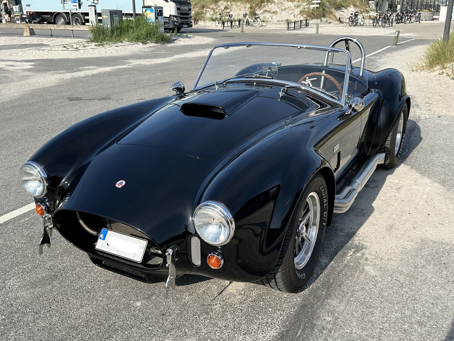 Aussenfoto 1965 Superformance Cobra