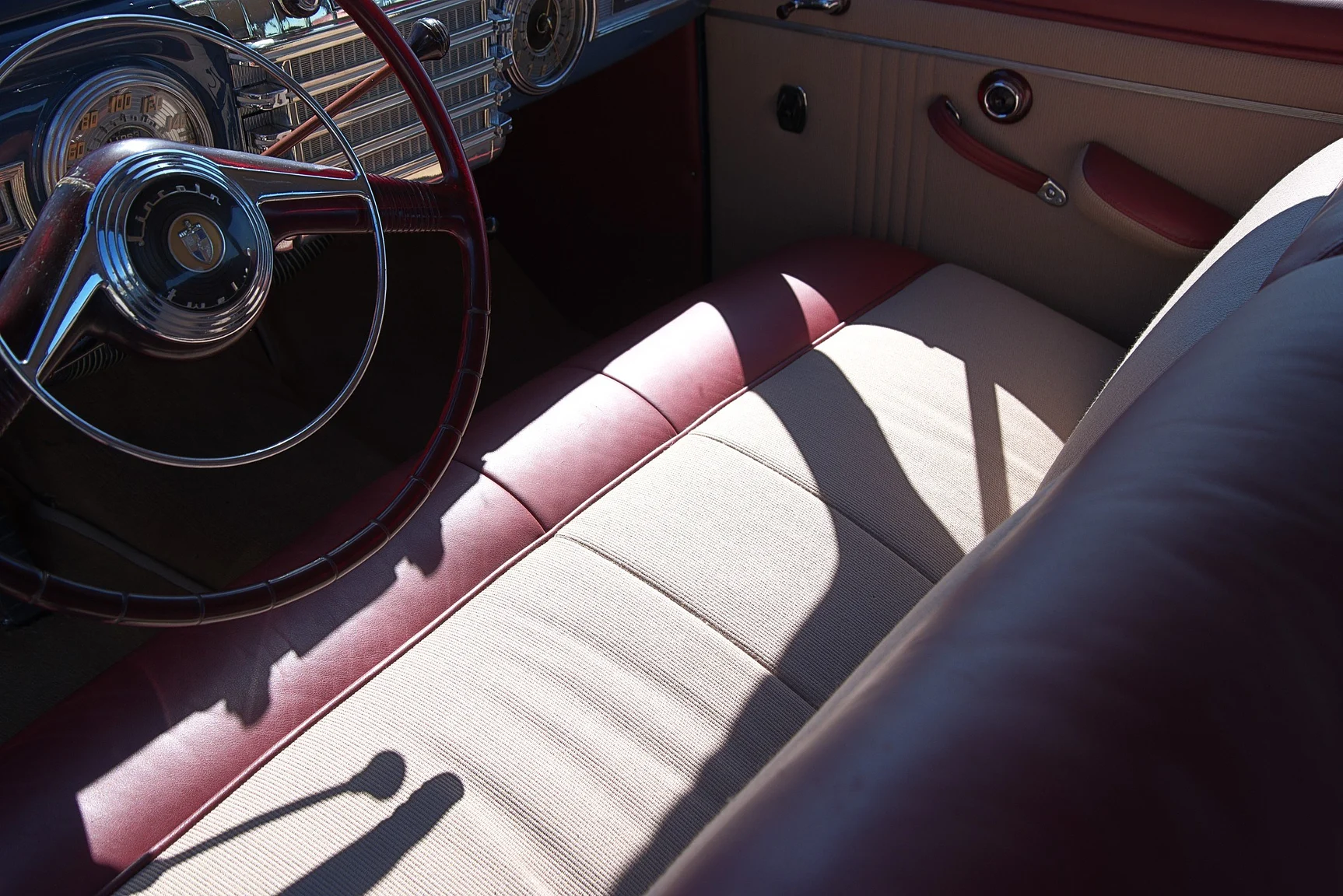 Innenraumfoto von 1947 Lincoln Continental CoupÉ / 1946 (2)