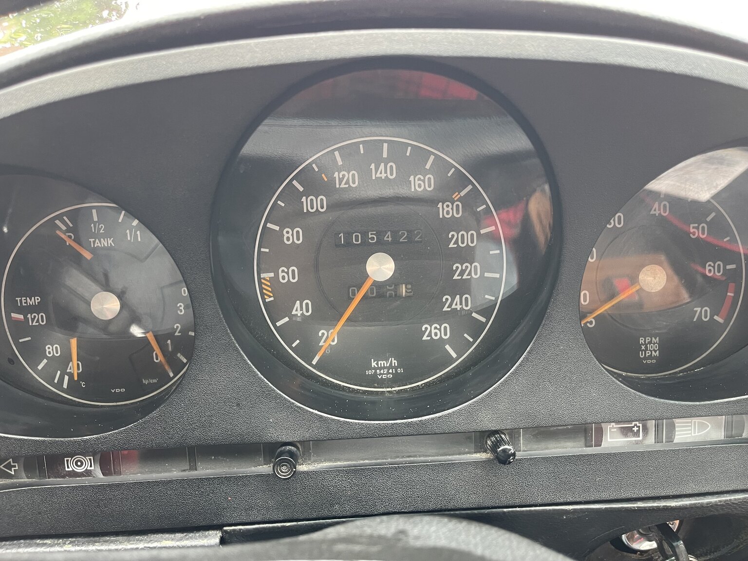 Innenraumfoto von 1973 Mercedes 350 SLC