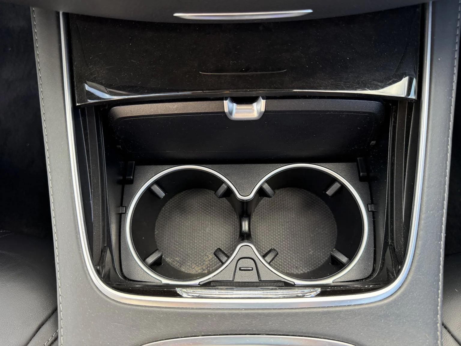 Innenraumfoto von 2016 Mercedes-Benz S 63 AMG 4MATIC (26)