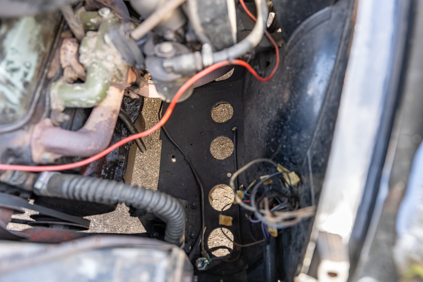 Image of 1958 Morris Minor 1000 2-door (4) mechanics