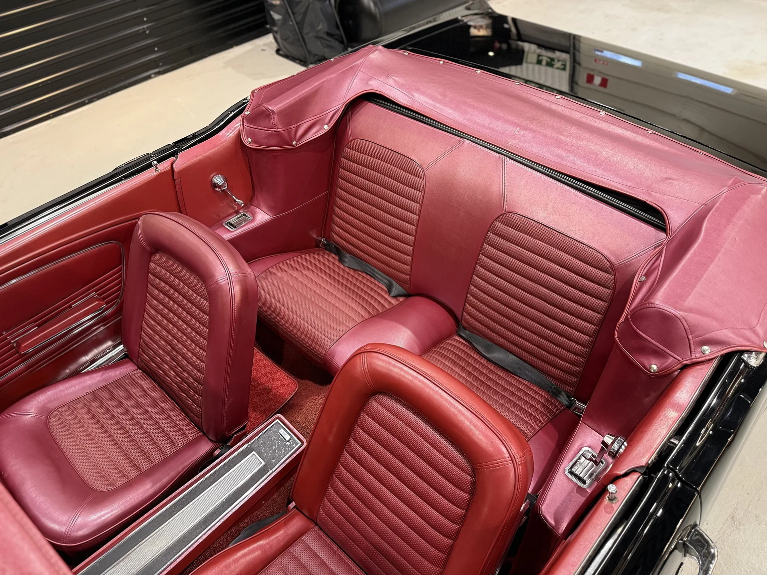 Interior image of 1966 Ford Mustang Convertible (44)