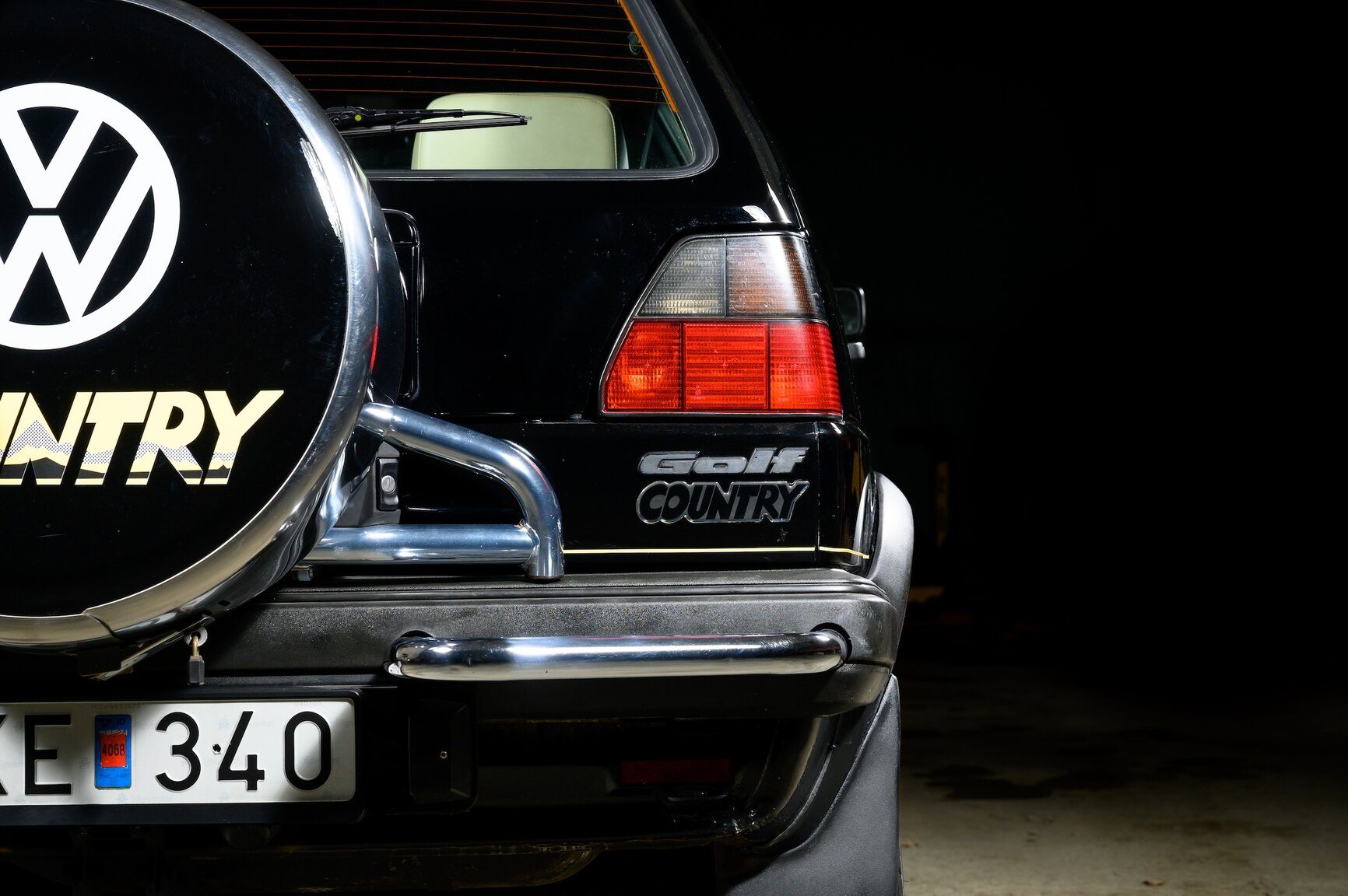 Exterior image of 1991 Volkswagen Golf Country Chrome Edition (17)