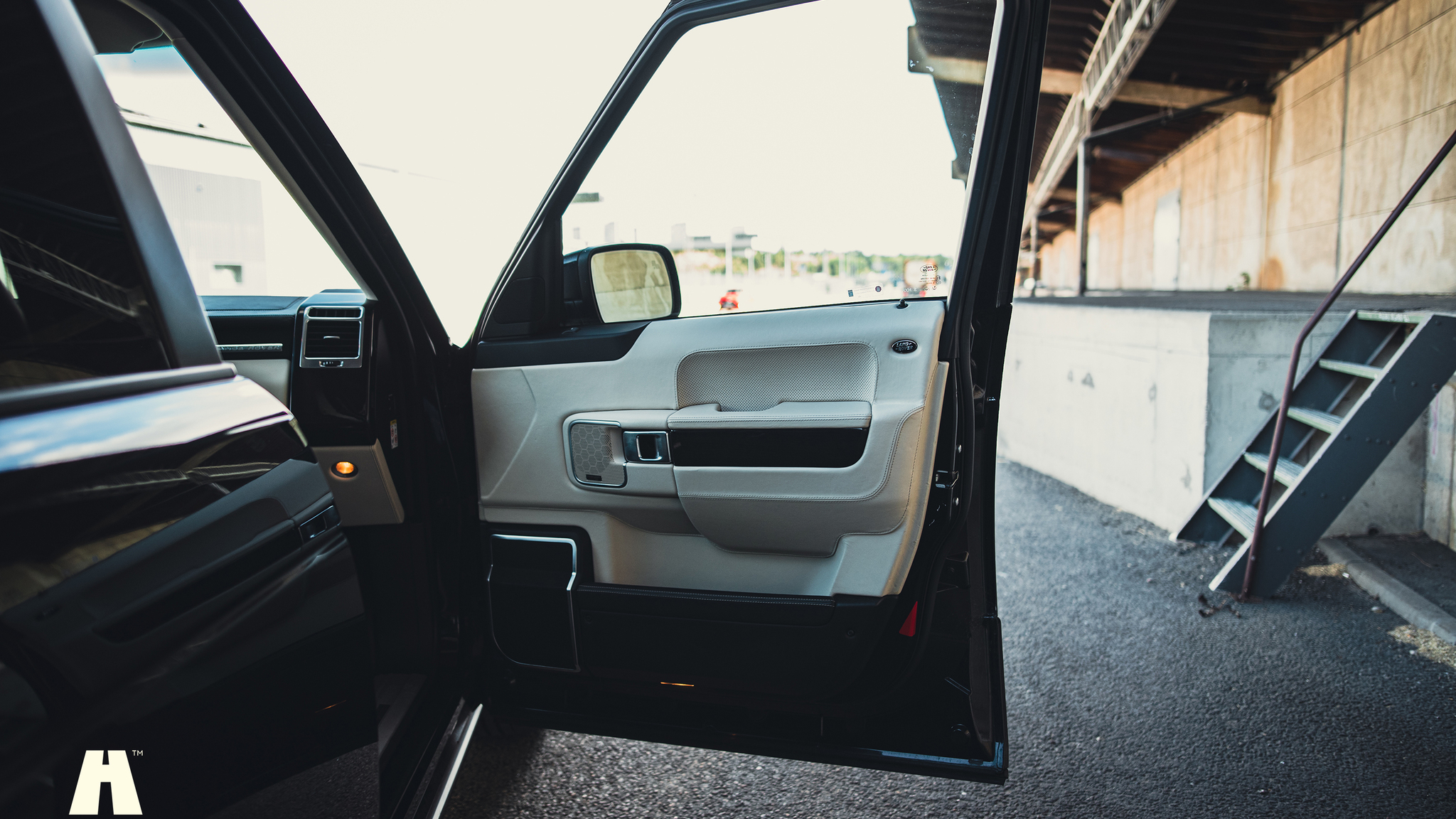 Innenraumfoto von 2011 Range Rover TDV8 Autobiography  (15)