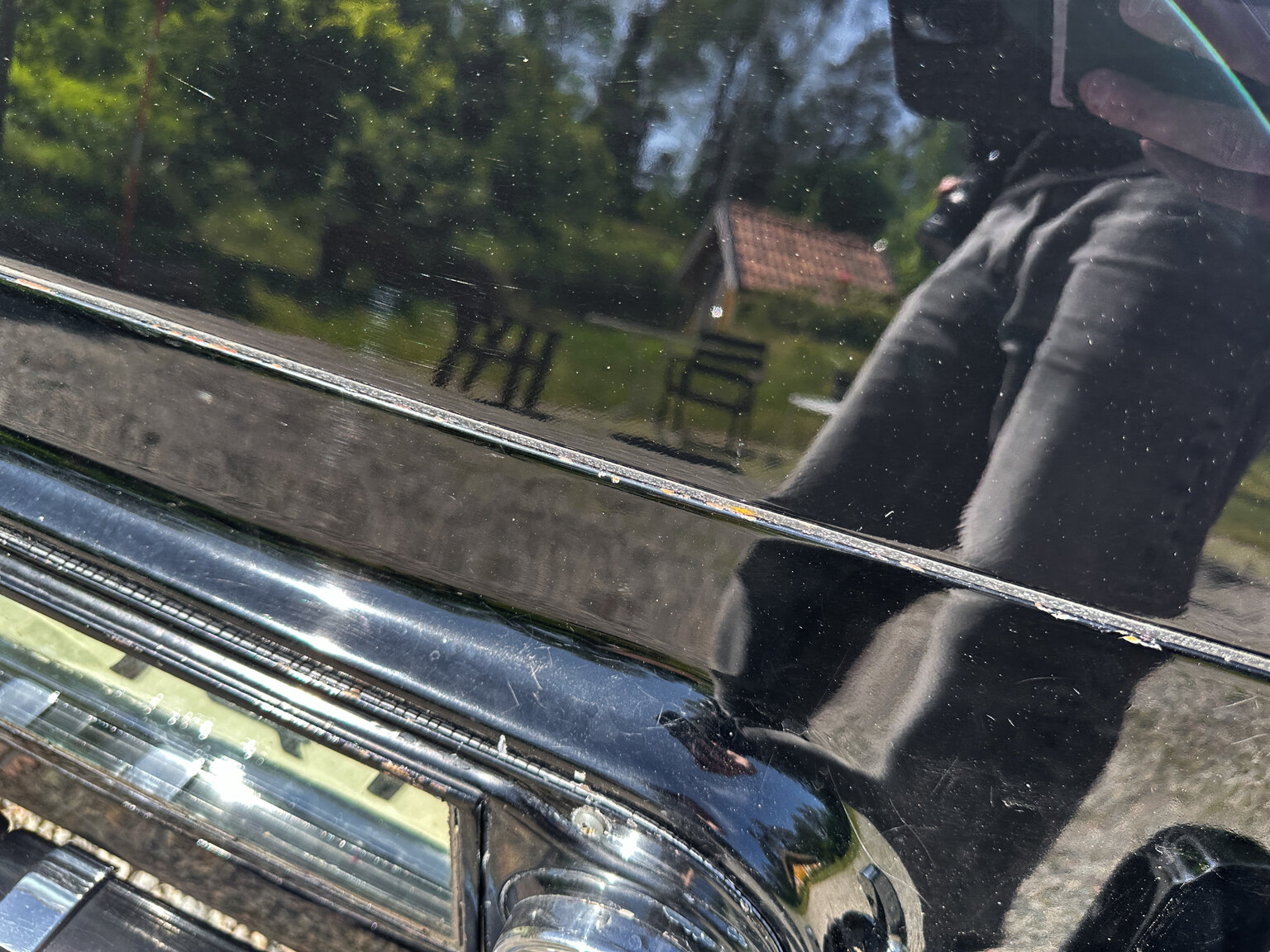 Exterior image of 1950 Bentley 4 1/4 Litre