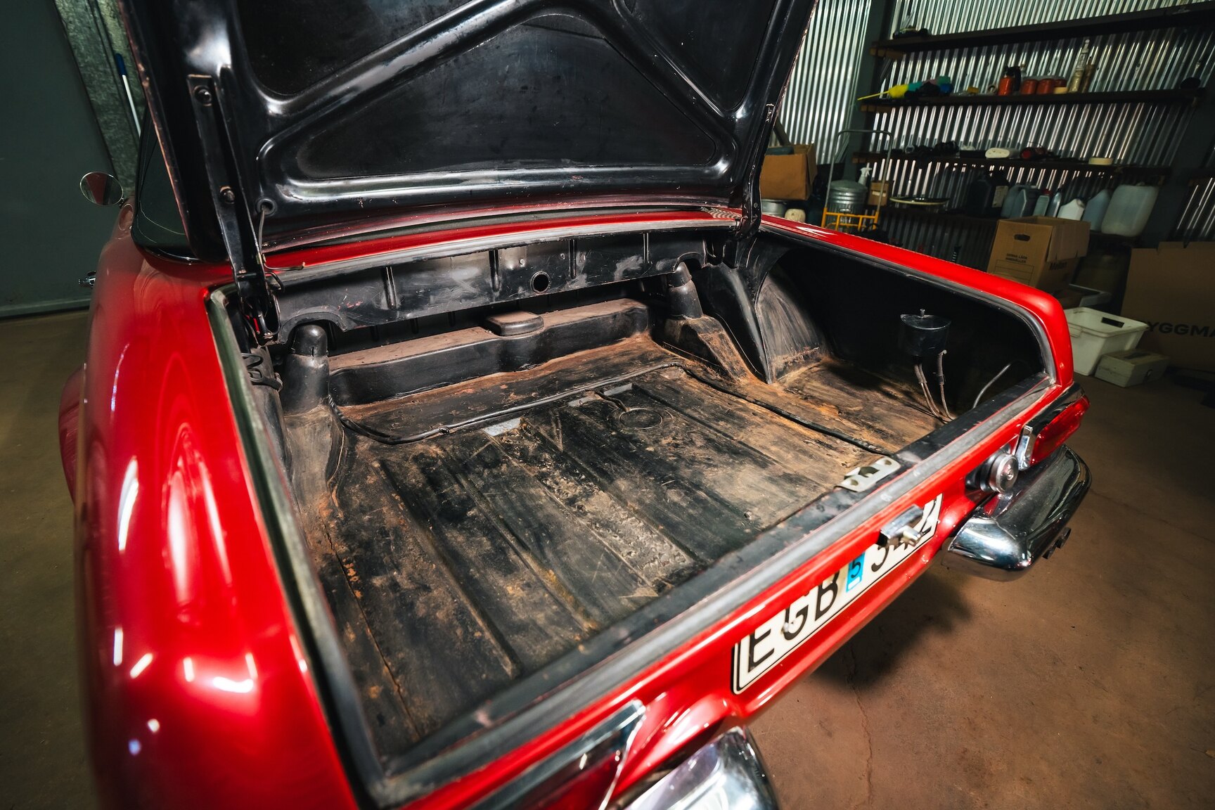 Innenraumfoto von 1966 Mercedes-Benz 230 SL 