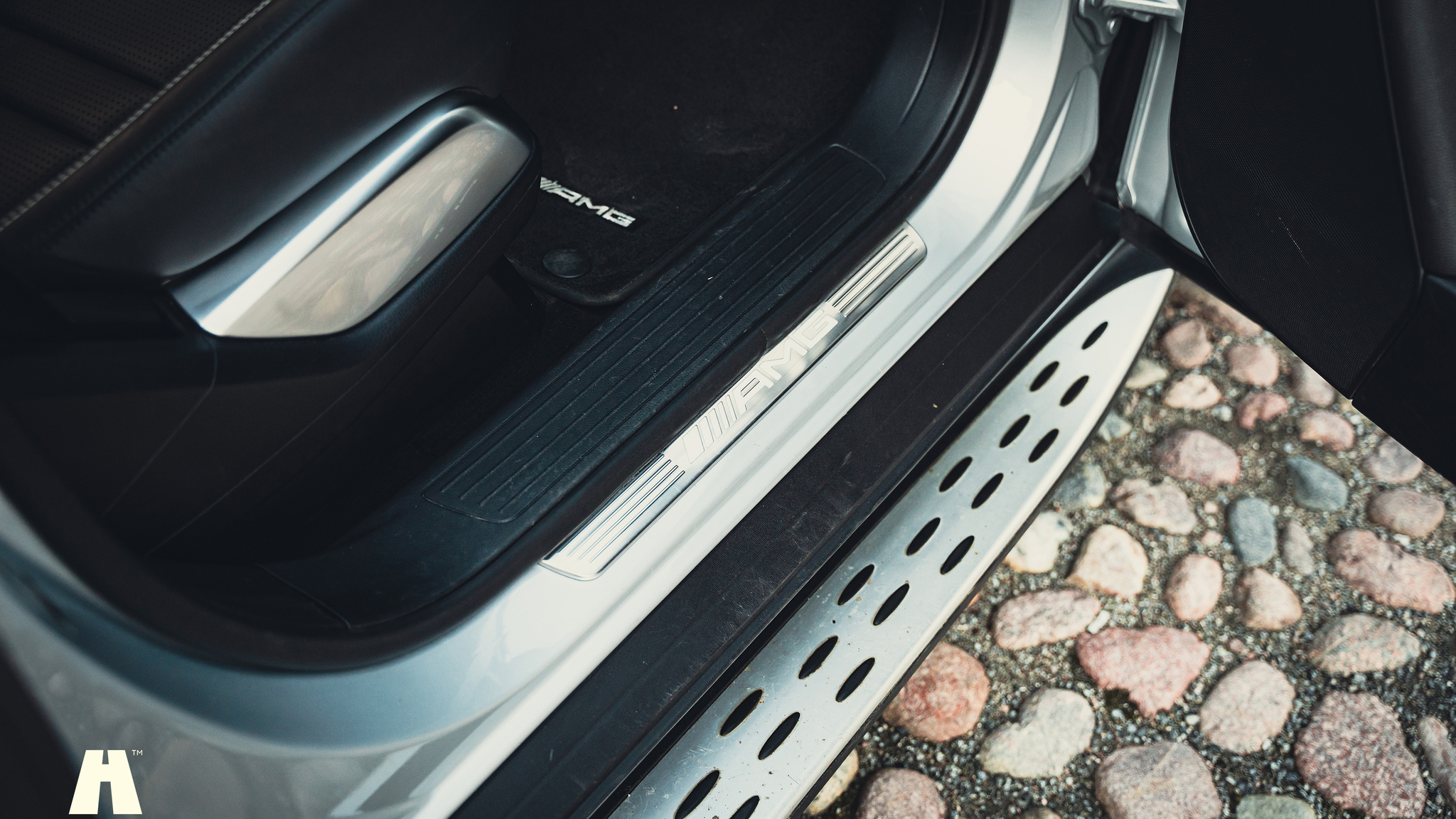 Innenraumfoto von 2017 Mercedes-Benz GLS 63 AMG (23)