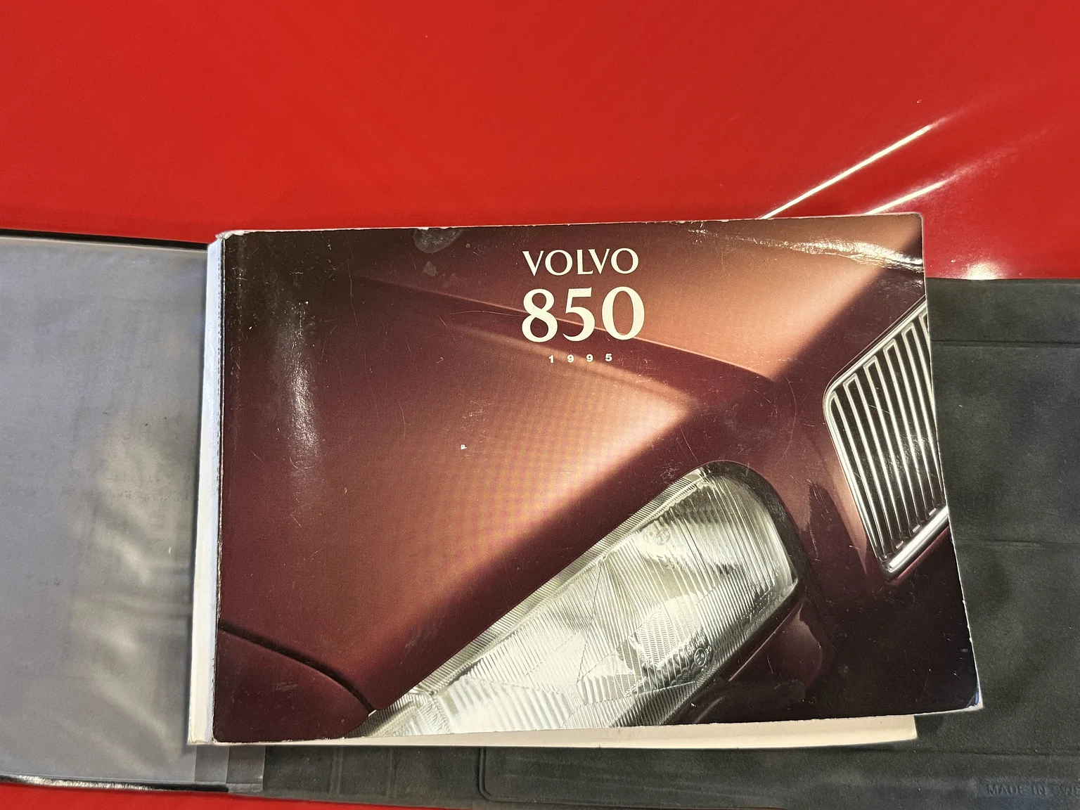 Documentation for 1996 Volvo 850R (2)