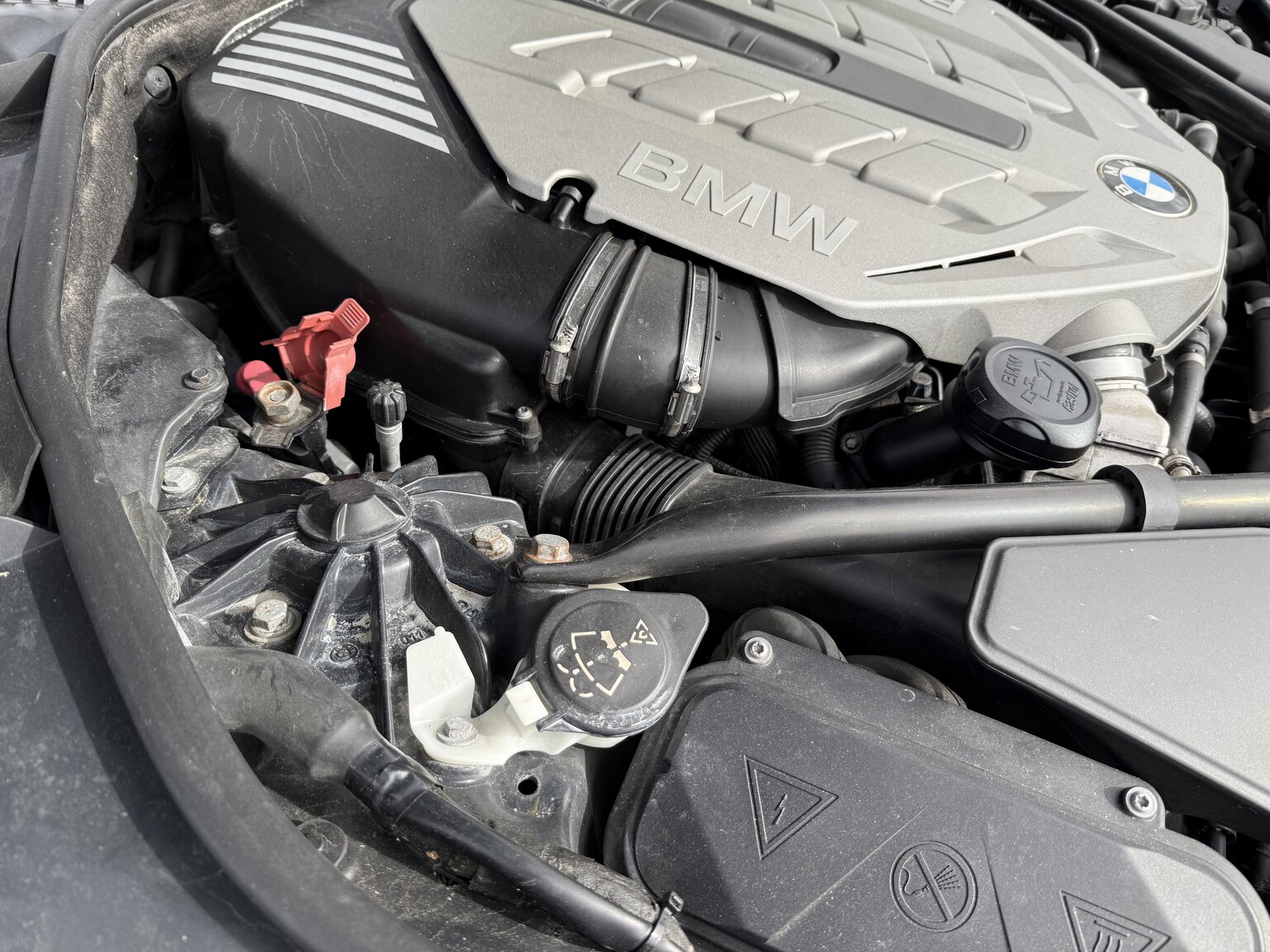 Image of 2009 BMW 750Li mechanics