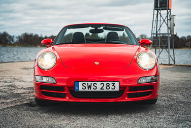 Exteriörbild på 2007 Porsche Carrera 4S Cabriolet