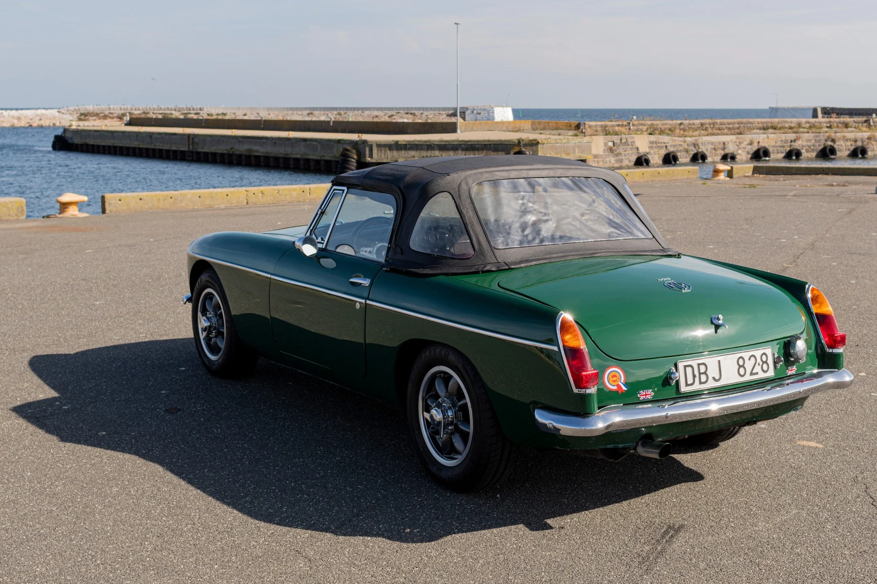 Aussenfoto 1965 MG MGB (1)