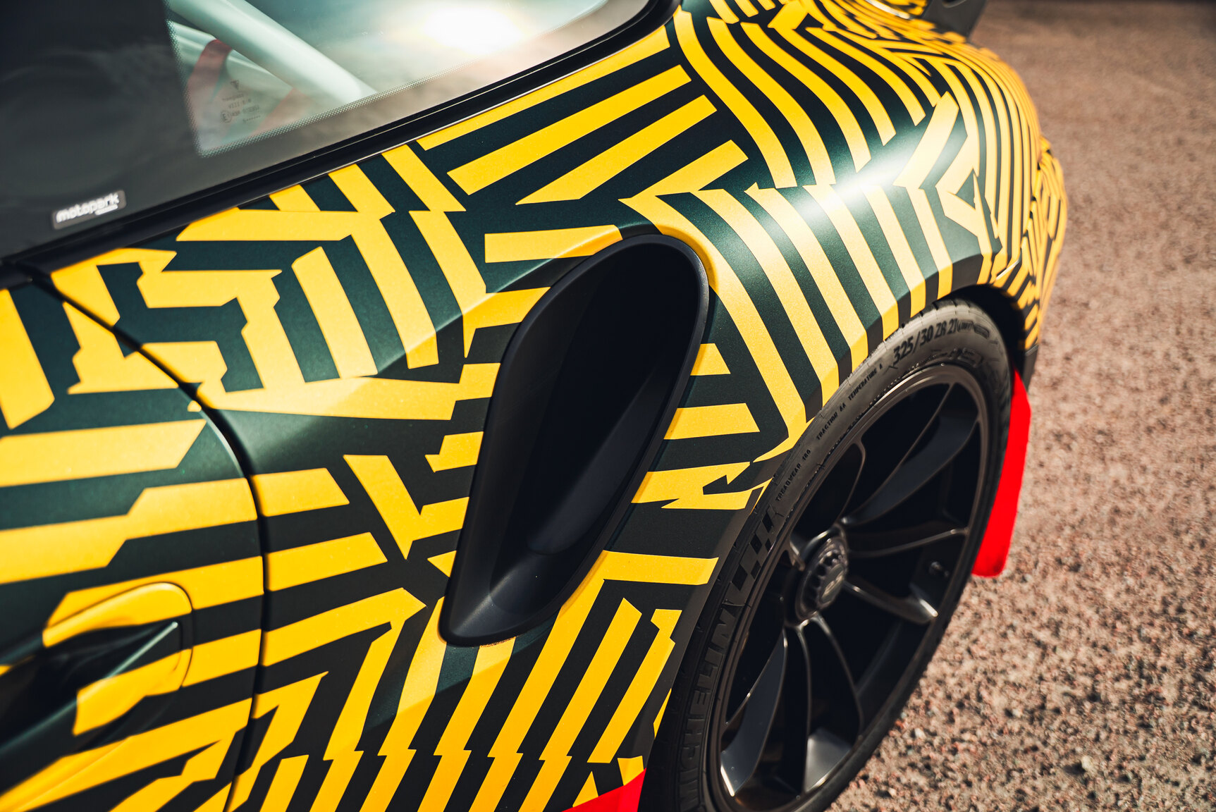 Exteriörbild på 2016 Porsche 911 GT3 RS PDK "Rally Build"
