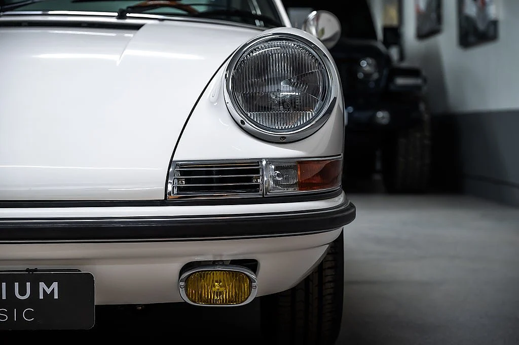 Bild von 1968 Porsche 911 (18)