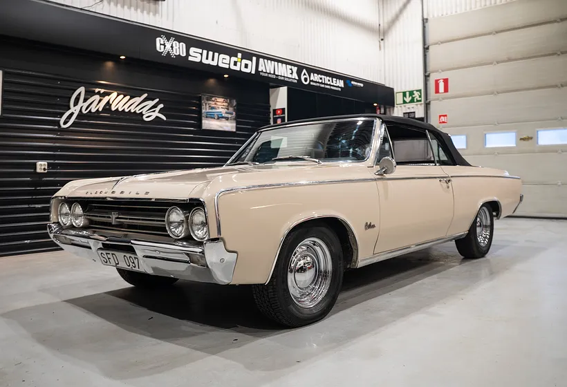 1964 Oldsmobile Cutlass Convertible SFD097