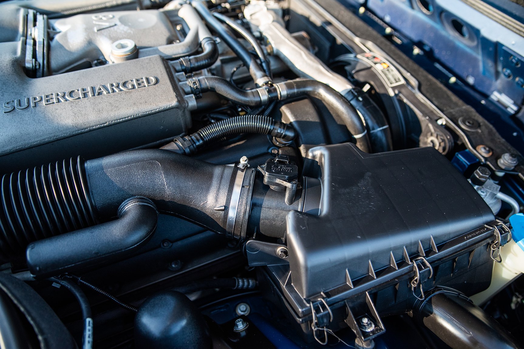 Image of 2001 Jaguar XJR mechanics