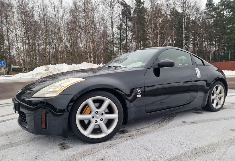 2004 Nissan 350Z BGU325