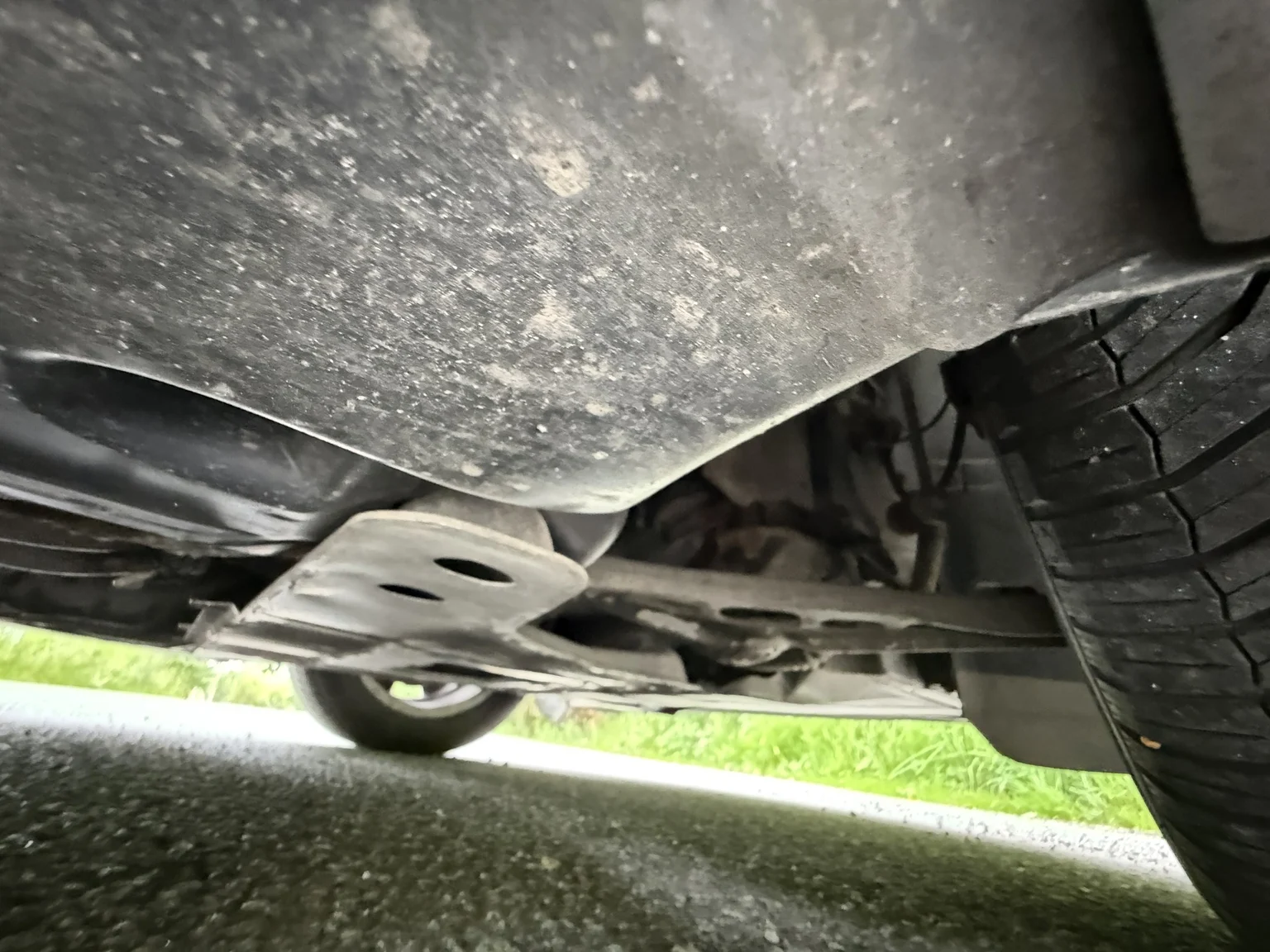 Image of 2005 BMW 320Ci mechanics (16)