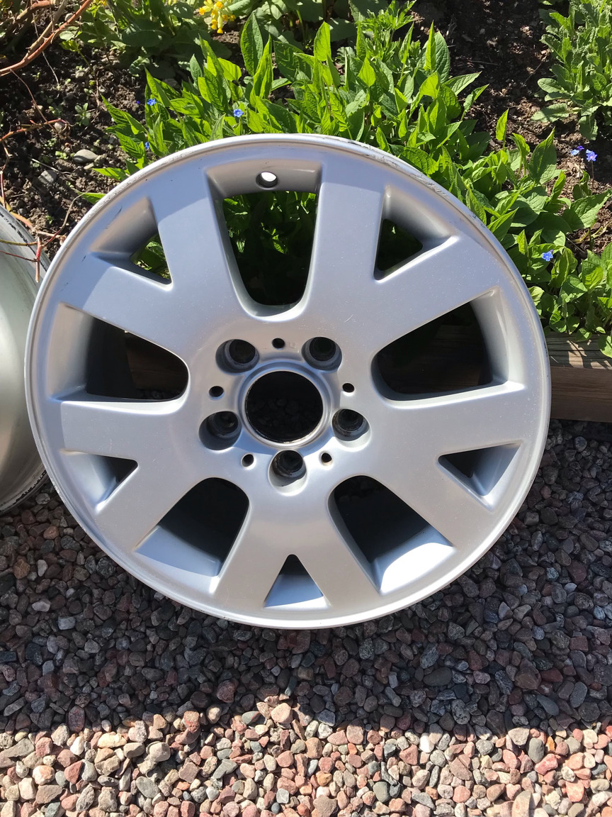 Exteriörbild på 2001 BMW E46 325 Cabriolet