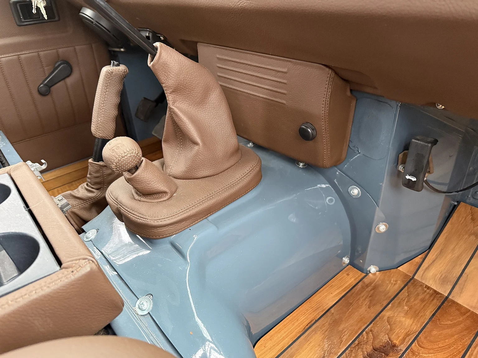 Interiörbild 2000 Land Rover Defender 110 C (18)