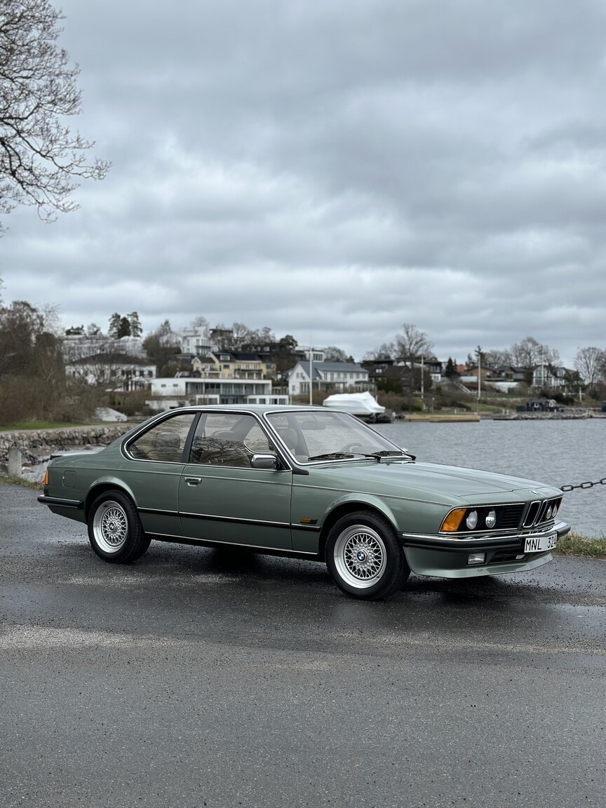 Exterior image of 1986 BMW 635CSi