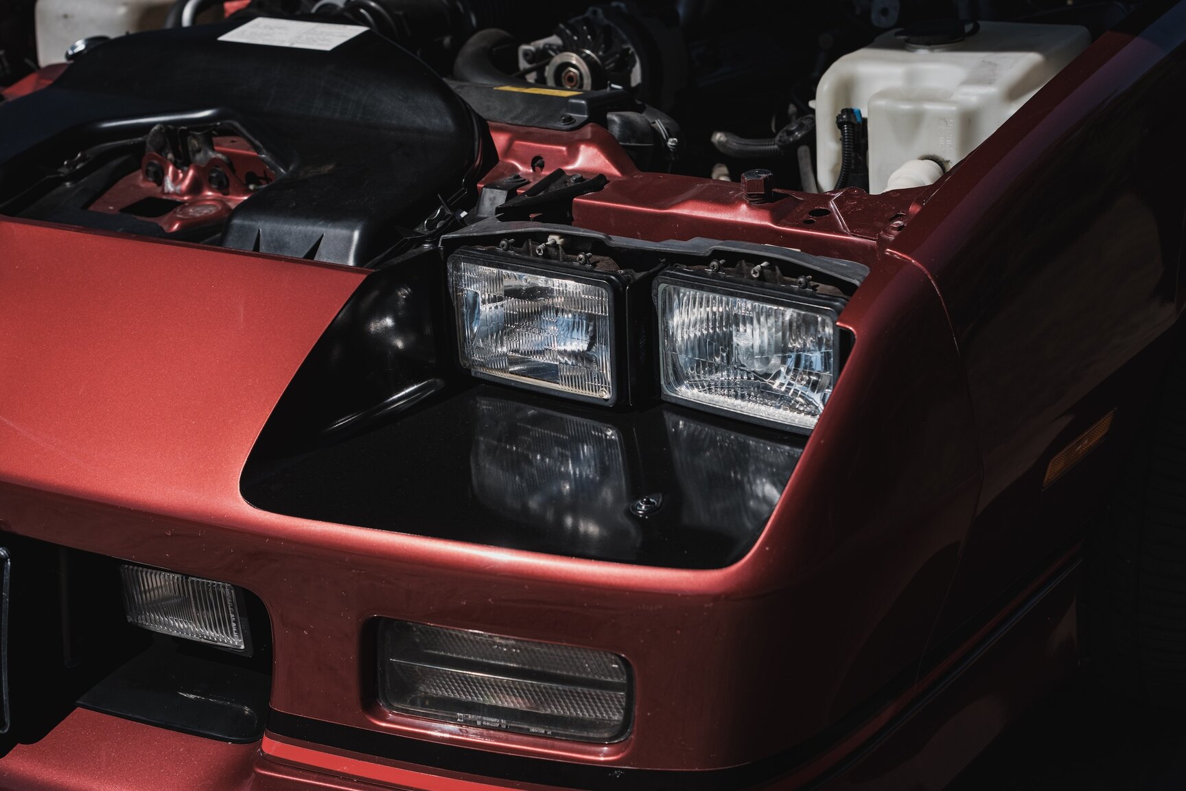 Image of 1988 Chevrolet Camaro Z28 Iroc-Z Convertible mechanics