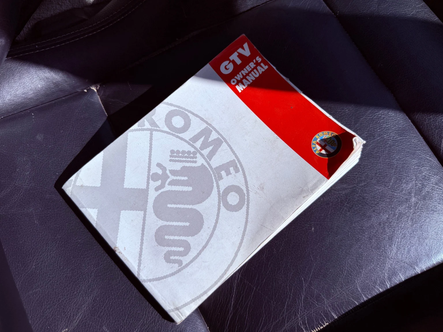 Innenraumfoto von 1997 Alfa Romeo GTV (57)