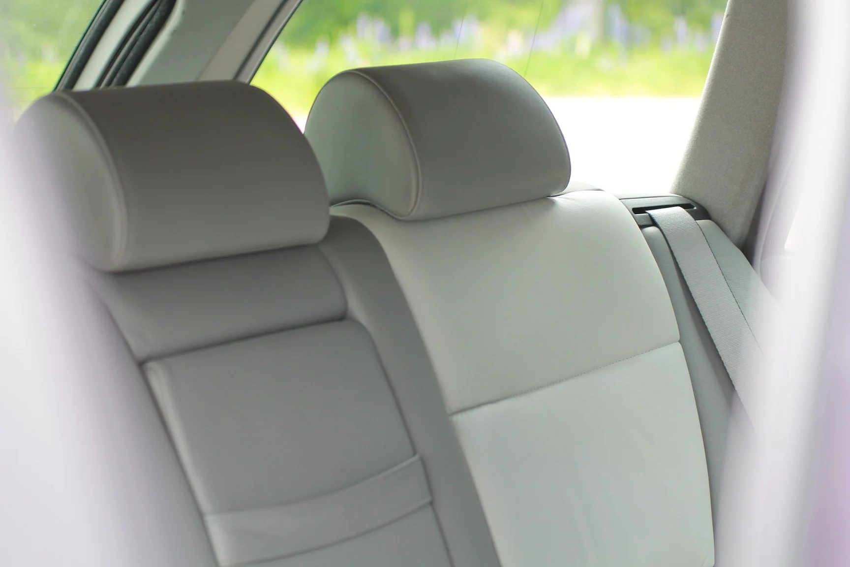 Interior image of 1993 BMW M5 Touring 3.8 Manual (58)