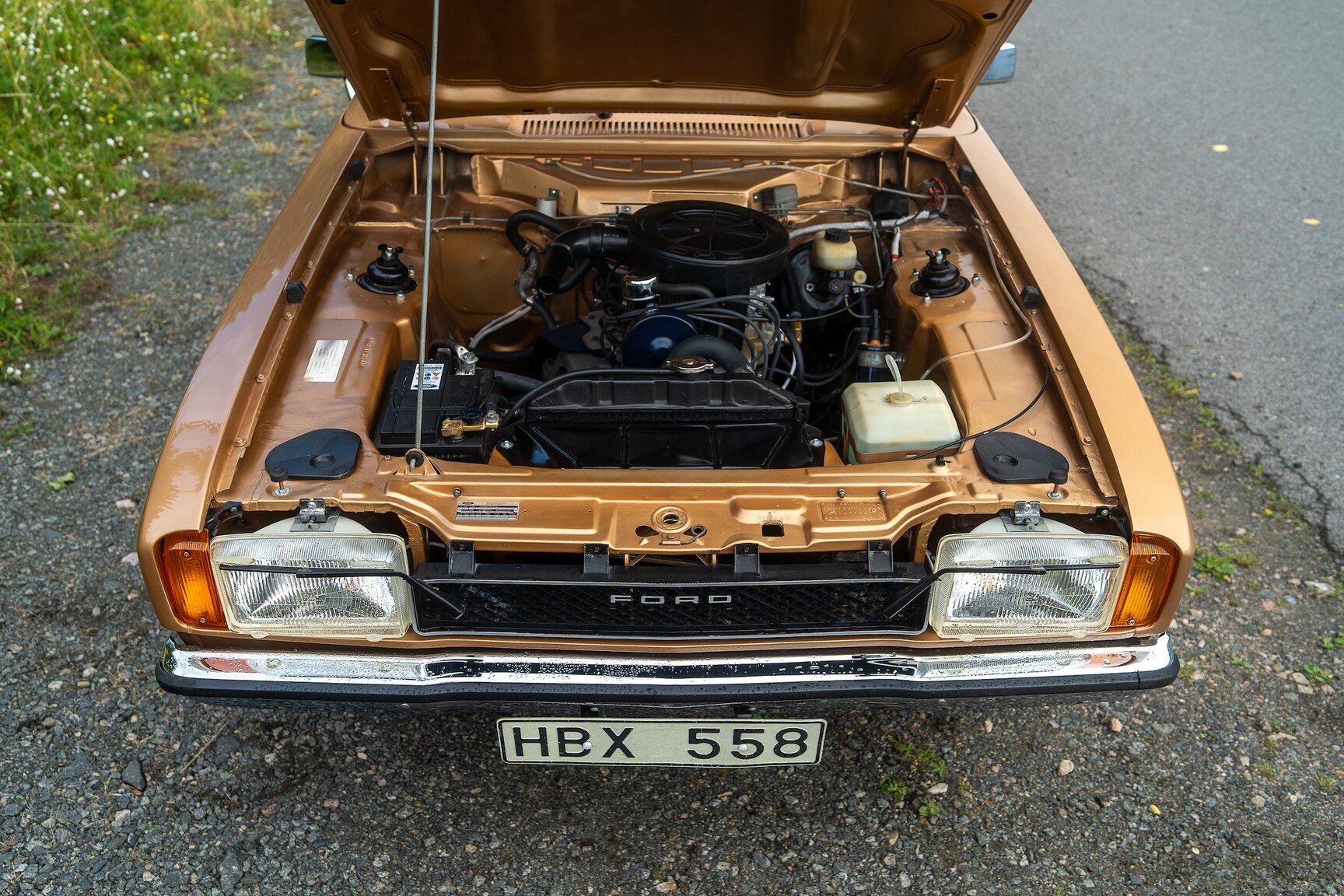 Image of 1975 Ford Capri 1600 mechanics