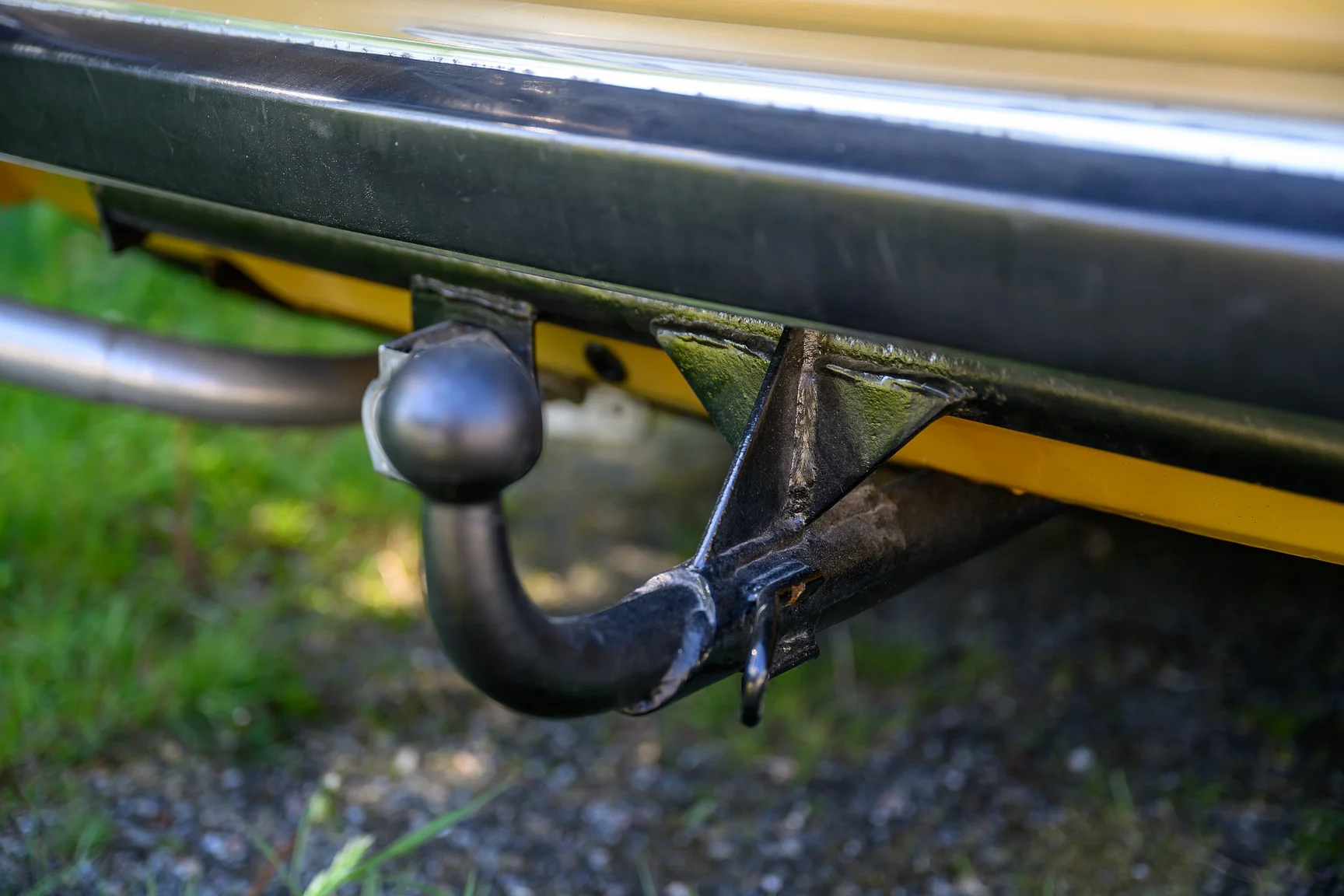 Exterior image of 1971 Volvo 144 2.0 Automatic (47)