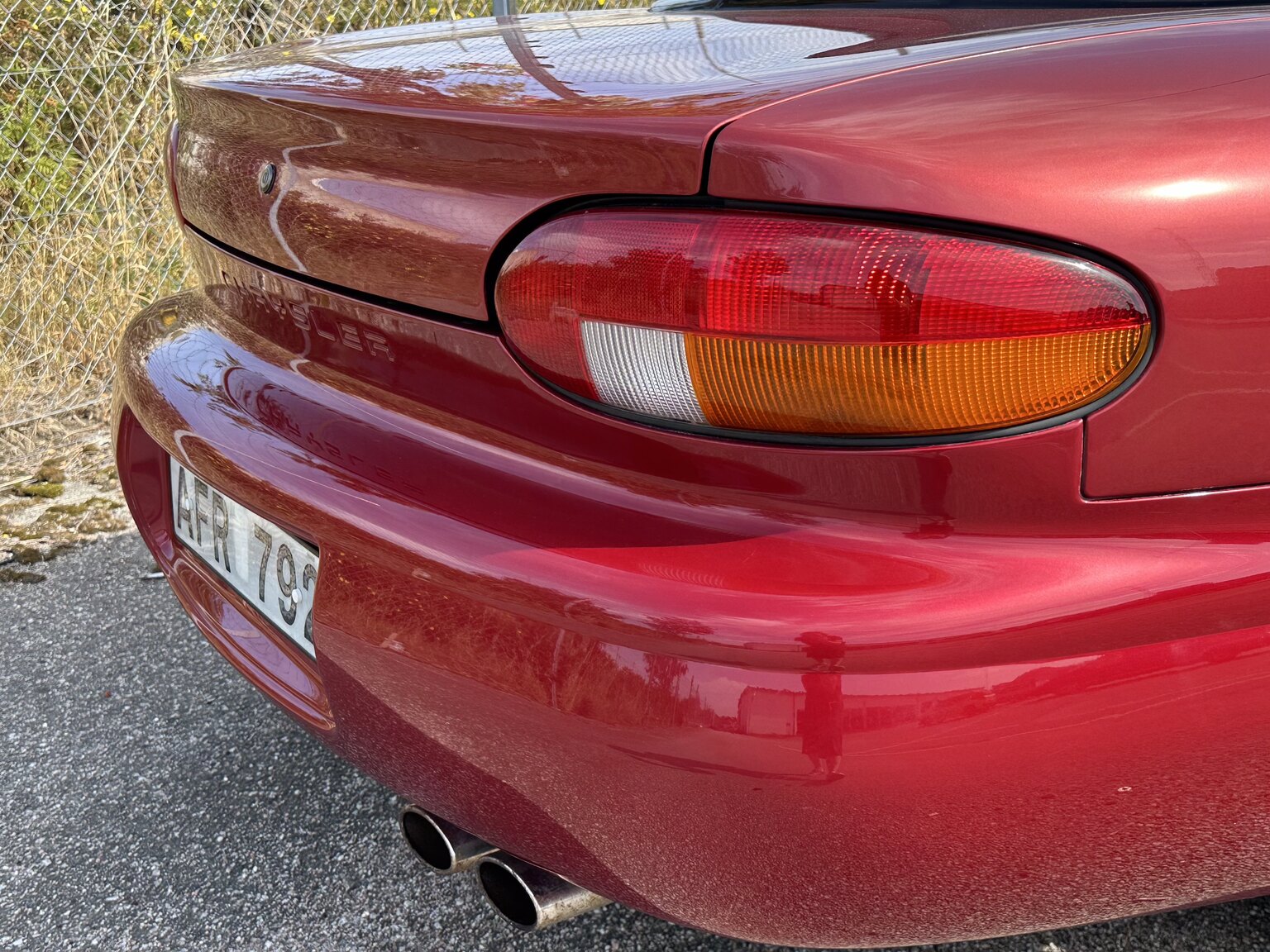 Exteriörbild på 1996 Chrysler Stratus Cabriolet