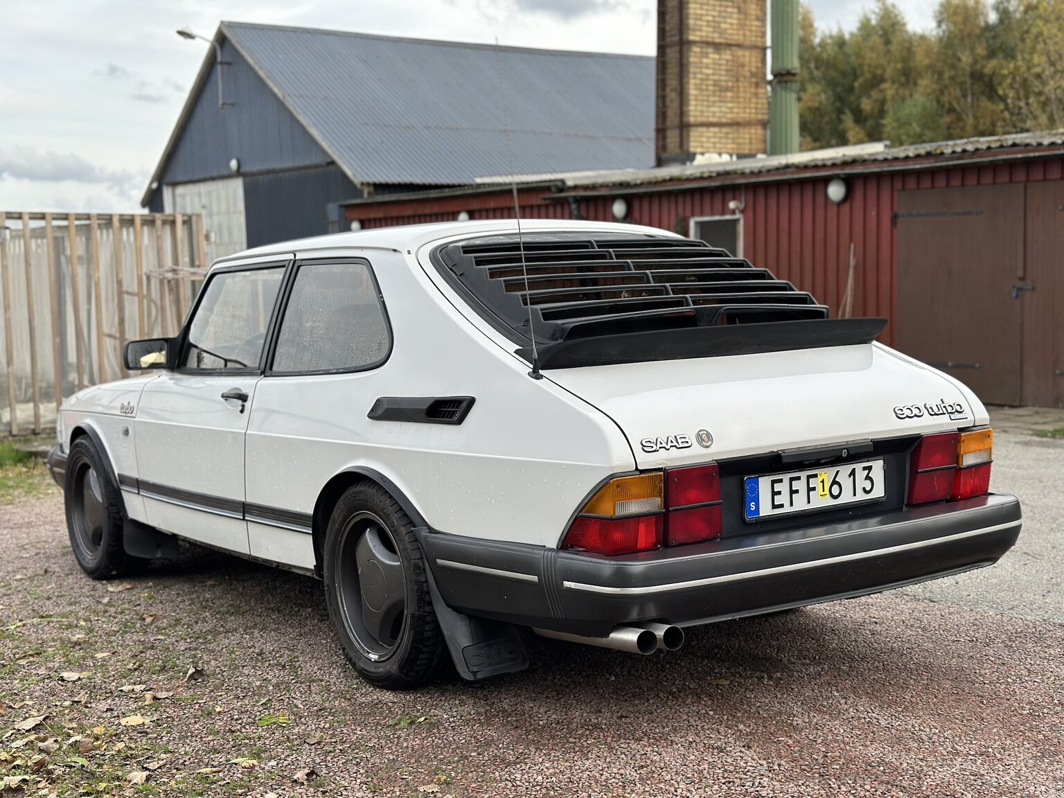 Exterior image of 1991 Saab 900 Turbo