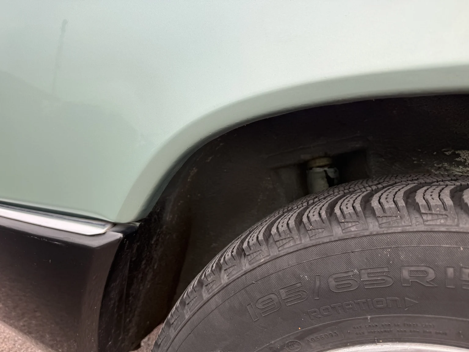 Aussenfoto 1991 Mercedes-Benz 300 E 4MATIC (56)