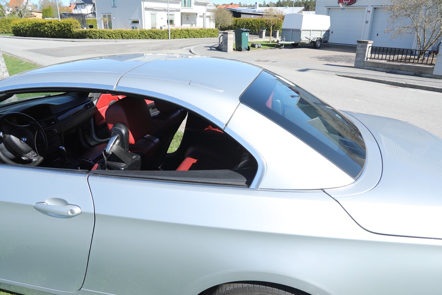 Exterior image of 2008 BMW 325D Cabriolet