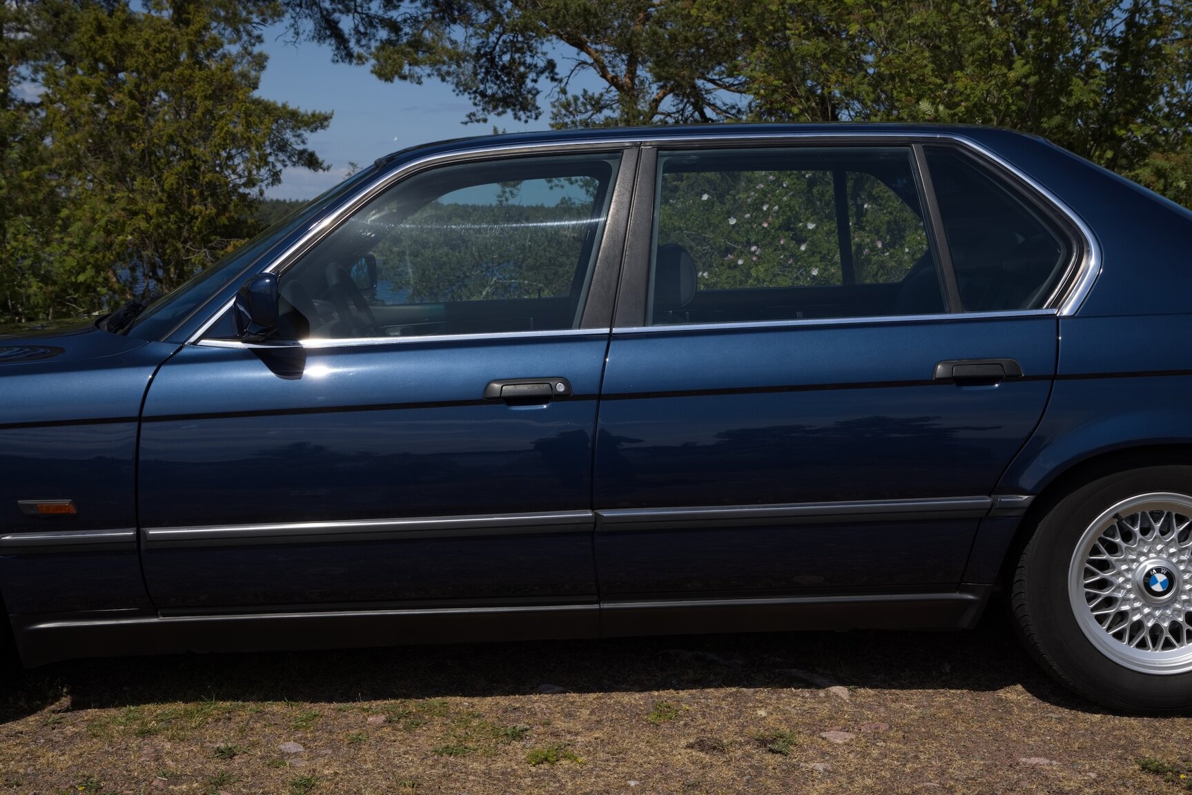 Exteriörbild på 1990 BMW 750 IAL Highline
